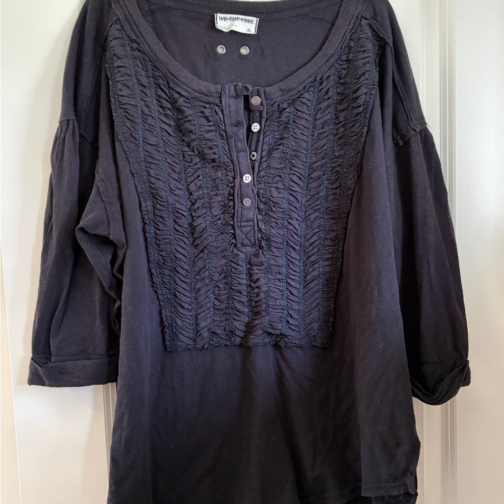 We The Free Black Ruffled Henley 3/4 Sleeve Top